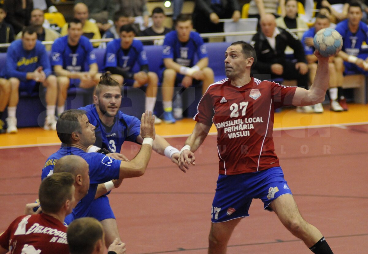 FOTO HC Vaslui, victorie împotriva lui CSM Călăraşi, 26-21! Moldovenii sînt tot mai aproape de Liga Naţională