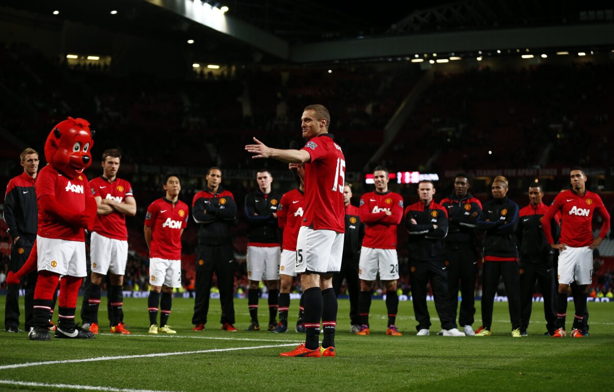 FOTO şi VIDEO Ryan Giggs, ultimul meci la Manchester United pe Old Trafford! Debut de senzaţie la "diavoli" în victoria cu Hull, 3-1
