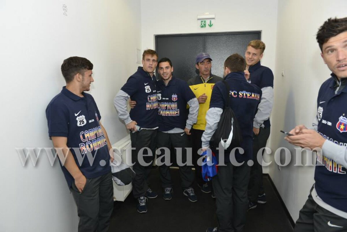 GALERIE FOTO Steliştii au petrecut pînă dimineaţă după ce-au cîştigat titlul 25 din istoria clubului