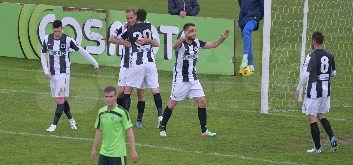 FOTO şi VIDEO Corona - U Cluj 0-2 » Echipa lui Mihai Teja a urcat pe locul 9, dar încă poate retrograda