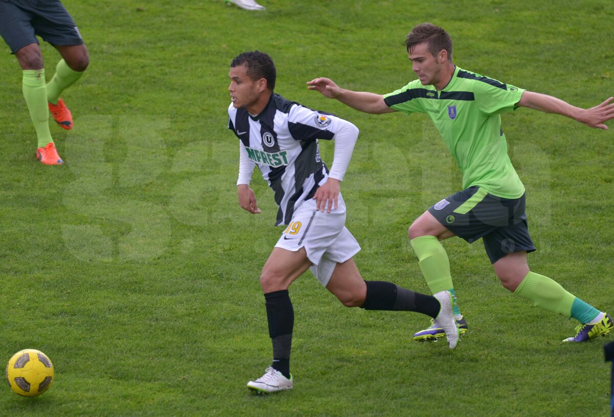 FOTO şi VIDEO Corona - U Cluj 0-2 » Echipa lui Mihai Teja a urcat pe locul 9, dar încă poate retrograda