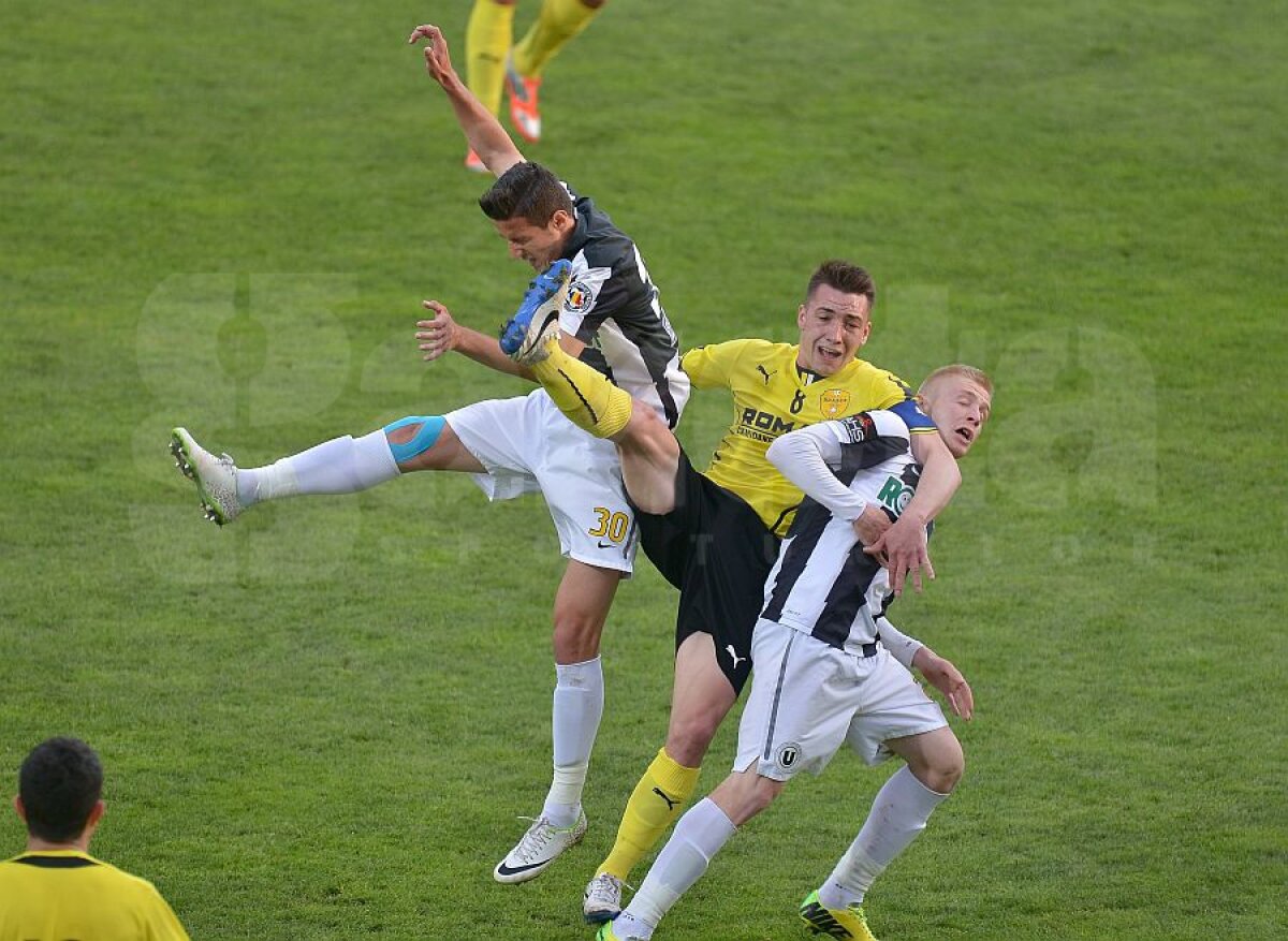 VIDEO+FOTO Egal pentru "U" » Clujenii sînt ca şi salvaţi de la retrogradare, după 0-0 la Braşov! "Stegarii" încă au emoţii mari