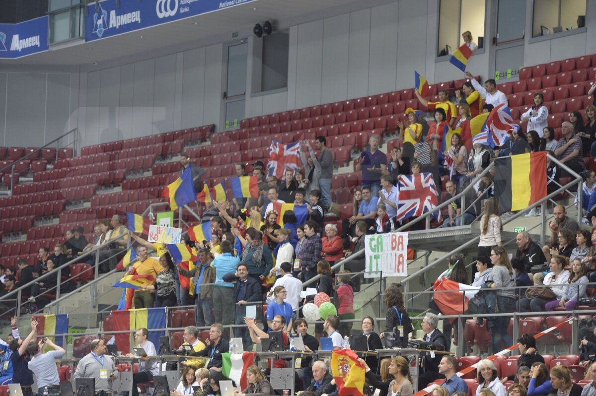 Corespondenţă din Sofia » Aur tînăr şi vesel » România şi-a păstrat titlul european pe echipe