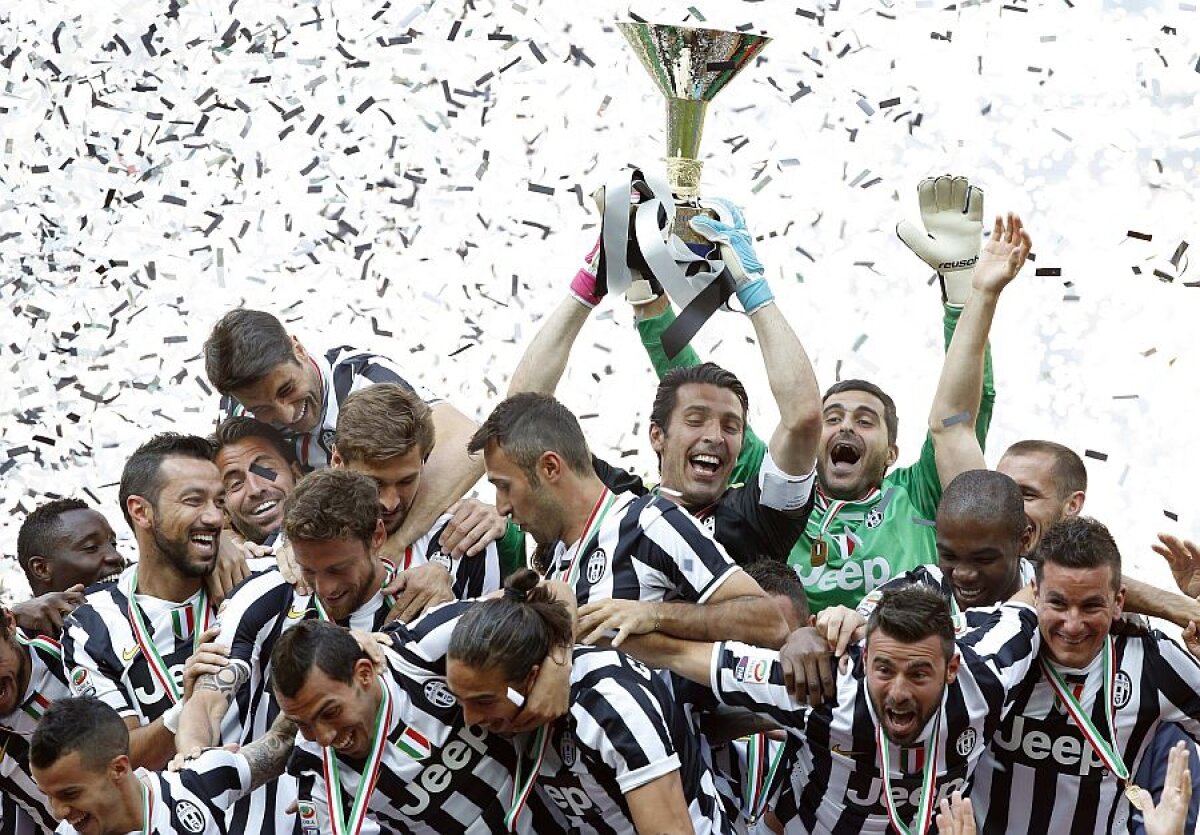 VIDEO+FOTO Petrecere la Torino » Juventus a sărbătorit cîştigarea celui de-al 30-lea titlu!