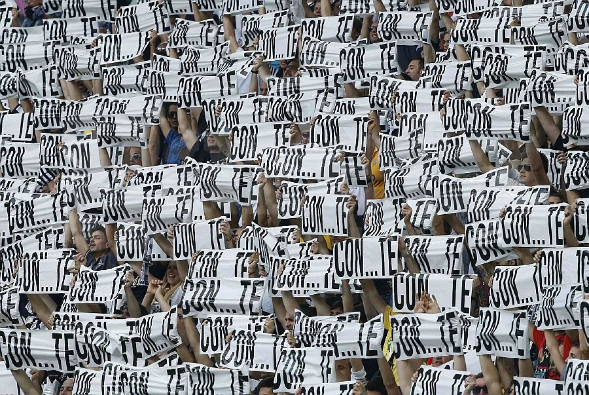 VIDEO+FOTO Petrecere la Torino » Juventus a sărbătorit cîştigarea celui de-al 30-lea titlu!