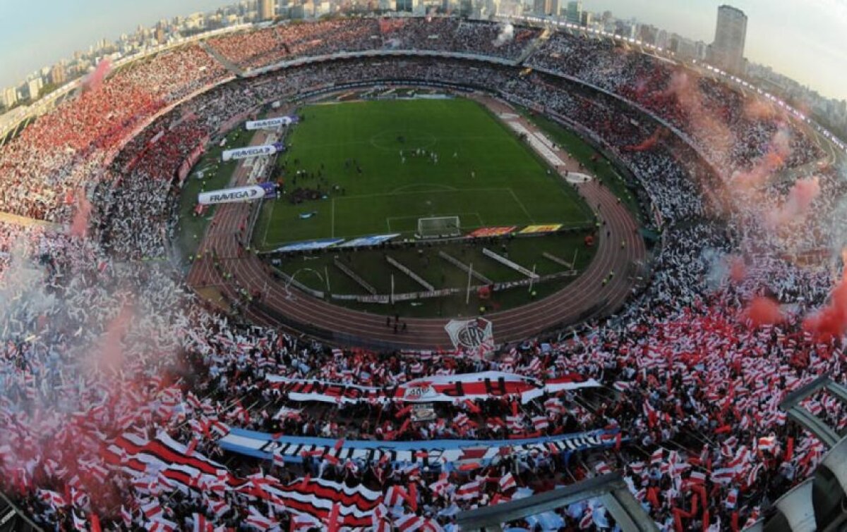 VIDEO şi FOTO Gol fabulos al lui Ledesma şi River e campioană în Argentina! Jucătorii s-au bucurat înconjuraţi de jandarmi, într-o atmosferă incendiară
