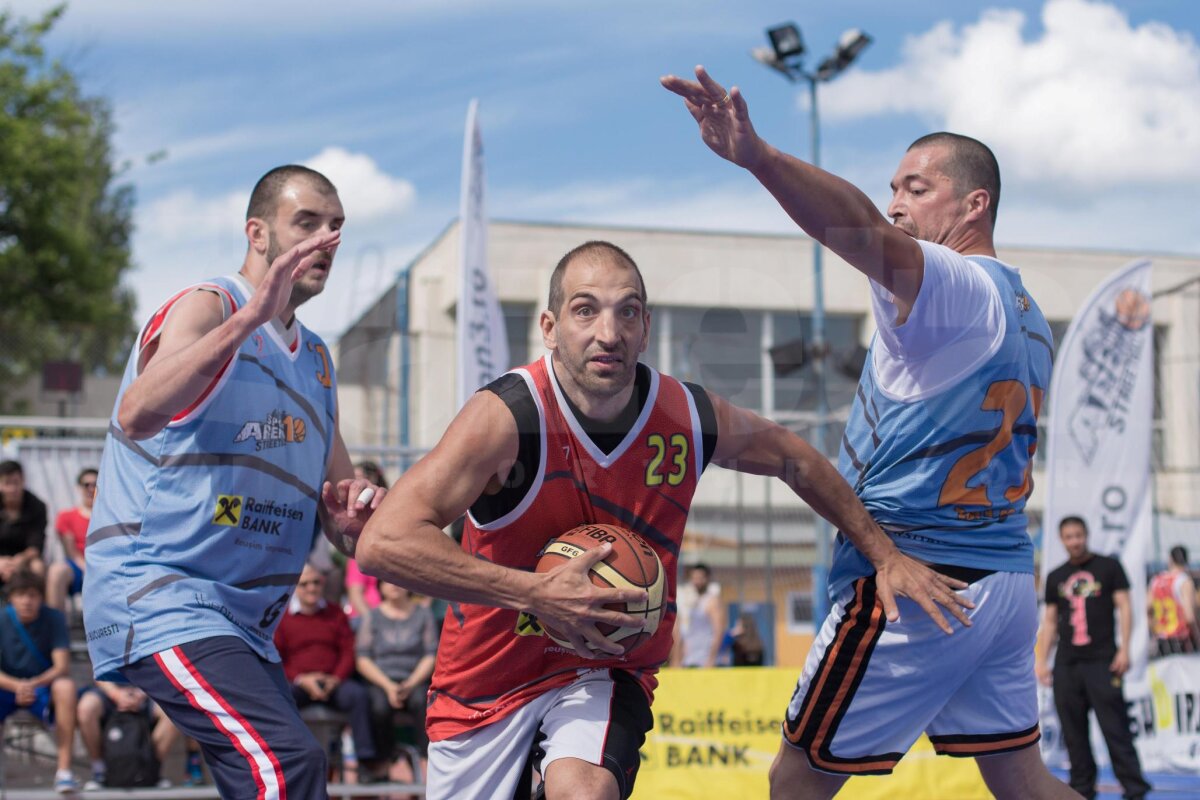 GALERIE FOTO Debut furtunos la turneul 1 al ediţiei aniversare a Sport Arena Streetball!