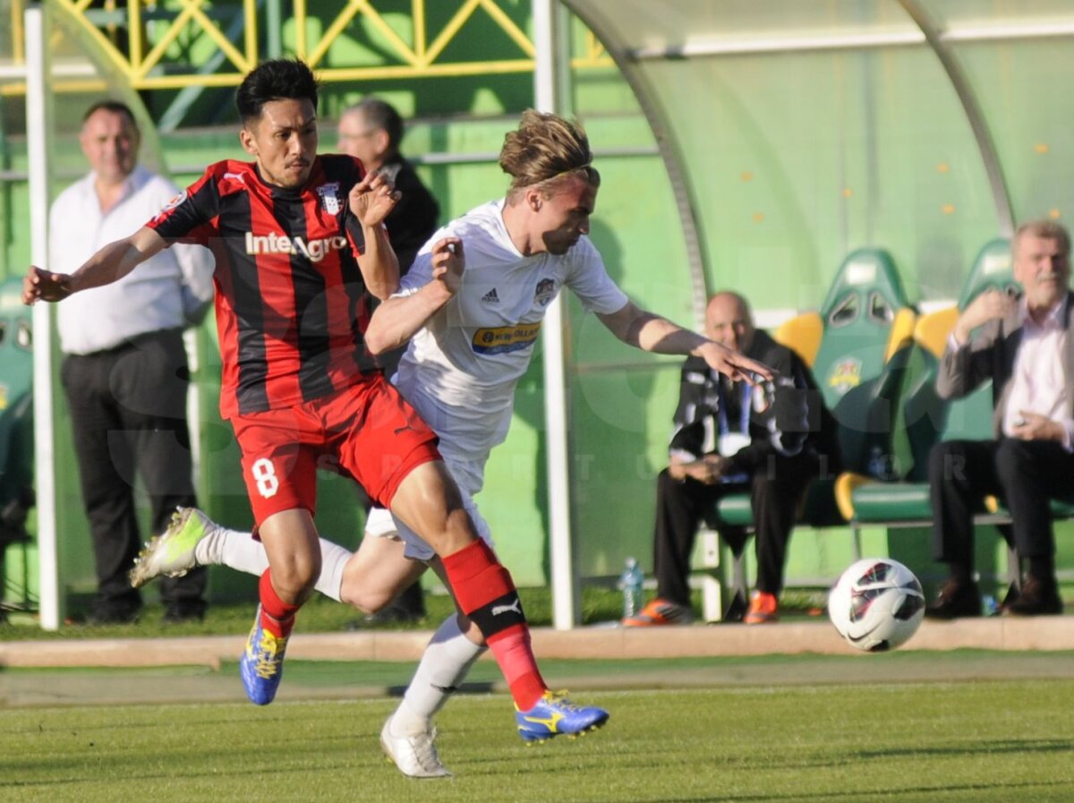 VIDEO E finita la commedia! » Liceenii gazdelor s-au descurcat onorabil şi contra vicecampioanei. FC Vaslui şi-a luat adio de la prima ligă