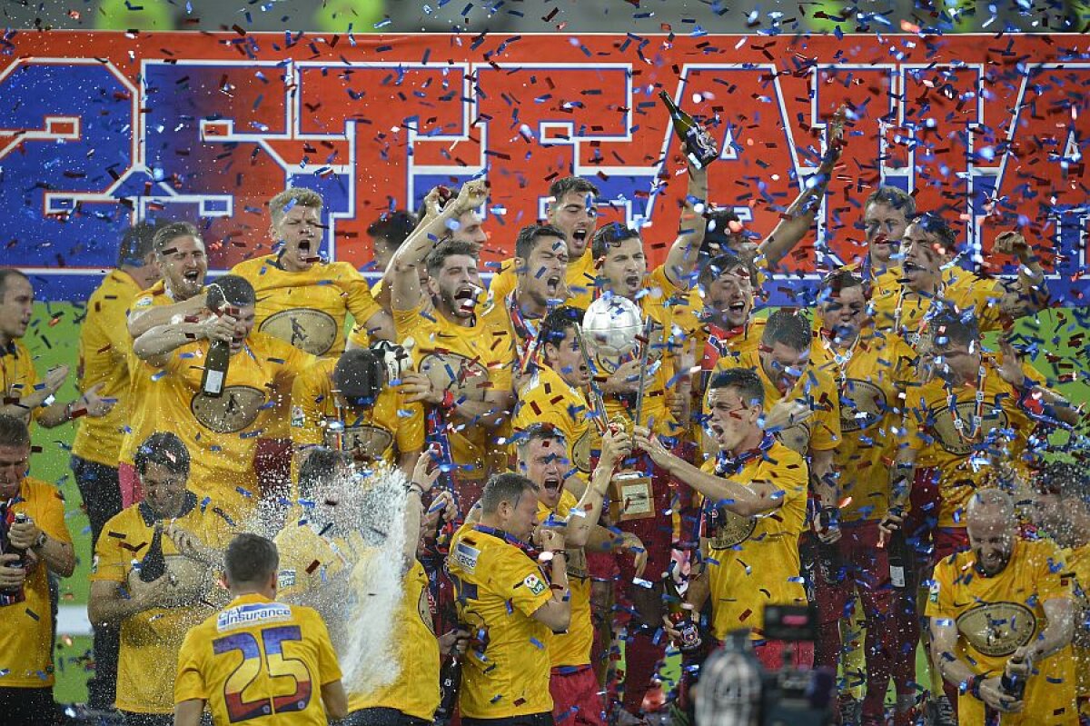 FOTO Petrecere de zile mari pe Naţional Arena » Steaua a sărbătorit cu stil titlul 25 alături de suporteri
