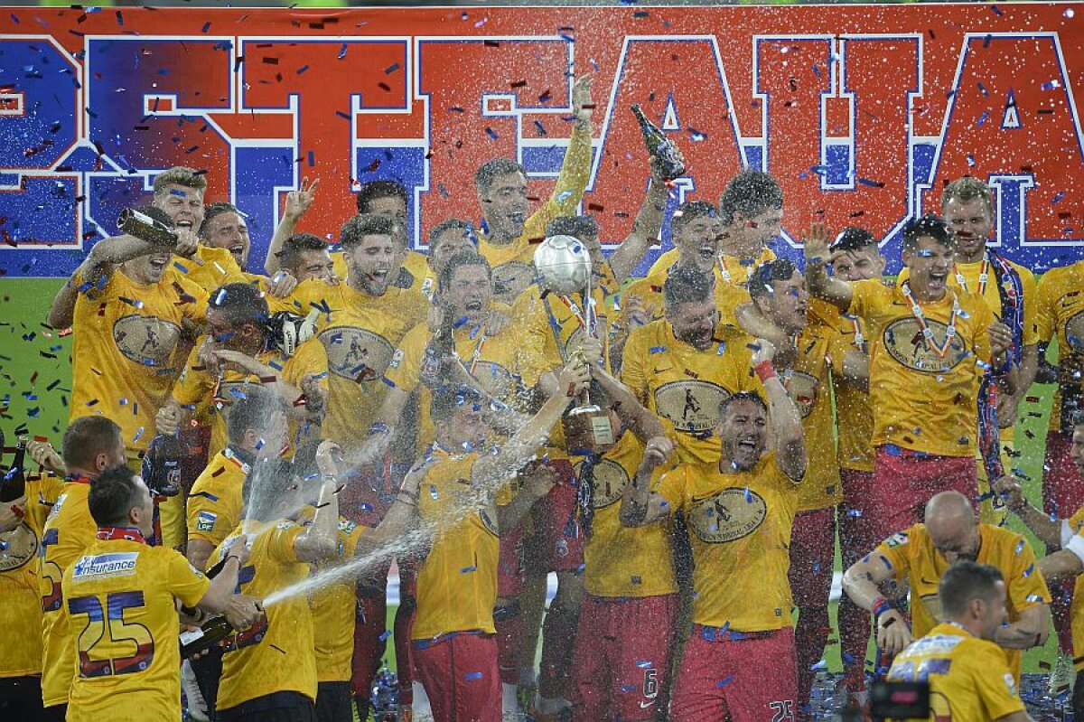 FOTO Petrecere de zile mari pe Naţional Arena » Steaua a sărbătorit cu stil titlul 25 alături de suporteri