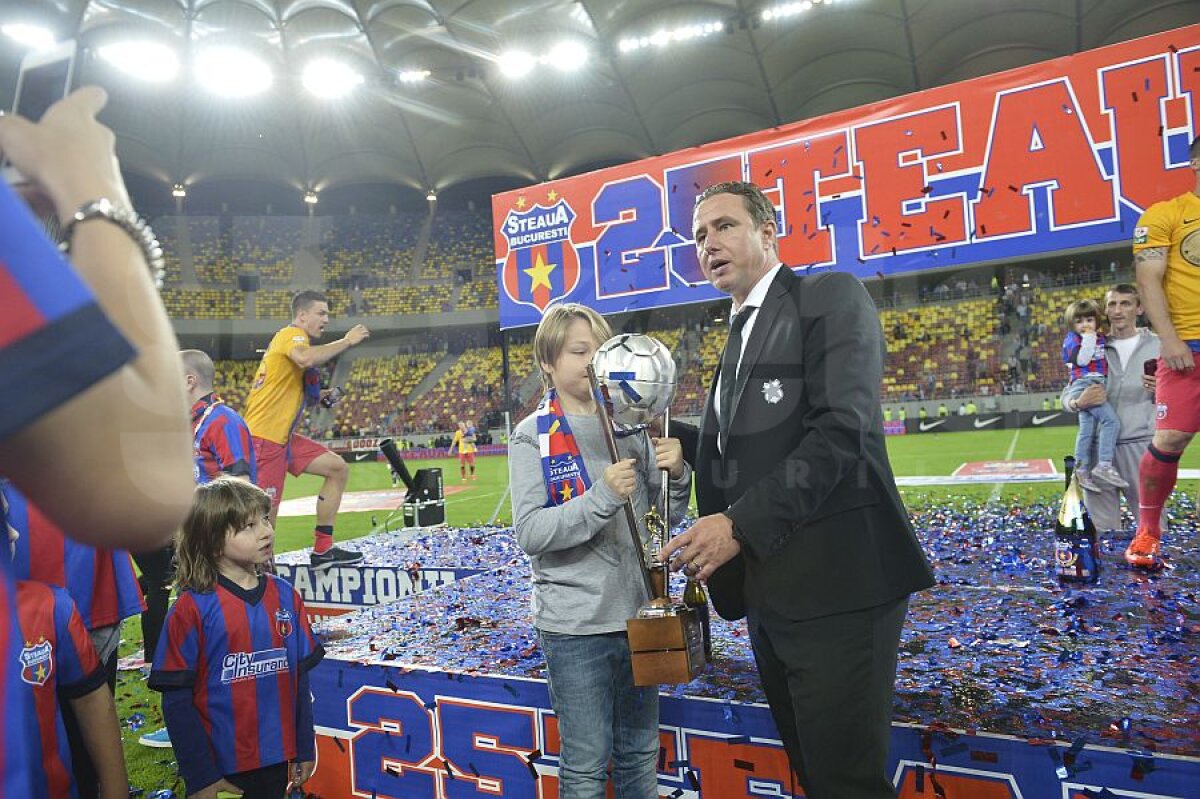 FOTO Petrecere de zile mari pe Naţional Arena » Steaua a sărbătorit cu stil titlul 25 alături de suporteri