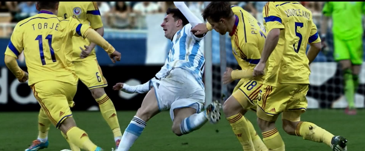 VIDEO Costin Lazăr, Alex Bourceanu, Mihai Pintilii, Gabi Torje şi Florin Gardoş, apariţii de senzaţie în ultimul clip al lui Lionel Messi!