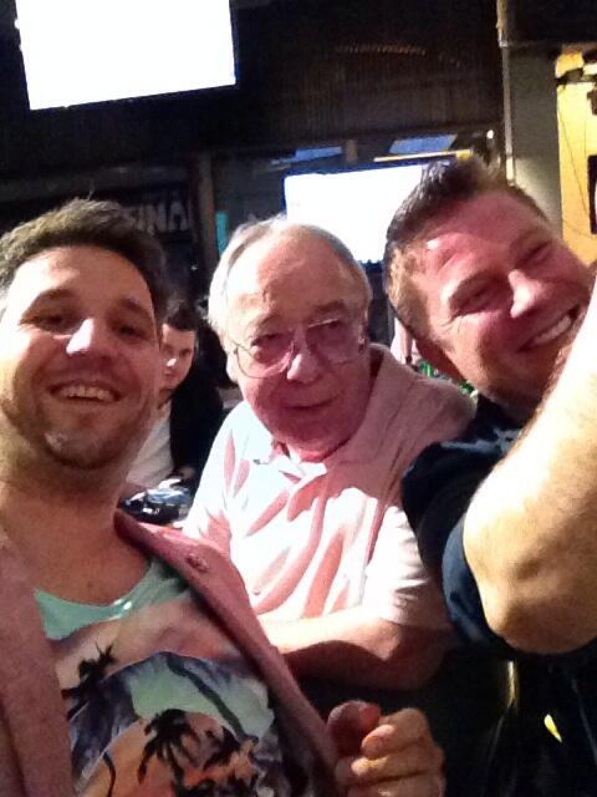 (P) GALERIE FOTO Heineken l-a adus pe Gullit la Bucureşti! Superstarul a văzut finala Ligii alături de Iovan, Dan Petrescu şi de fanii români