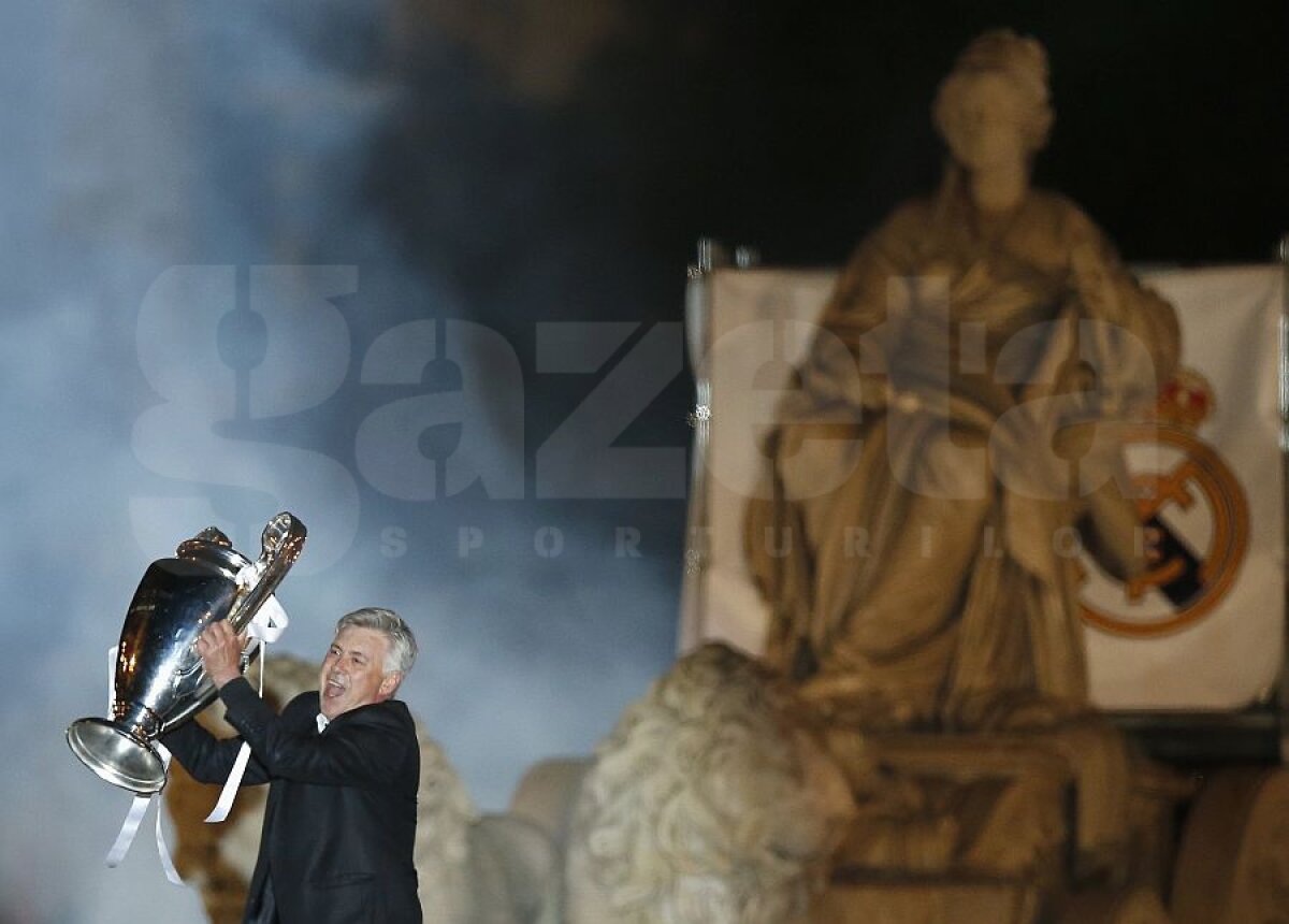 FOTO Sărbătoare de zile mari la Cibeles » "Galacticii" de la Real Madrid au sărbătorit alături de suporteri pînă la 6:30 dimineaţa!