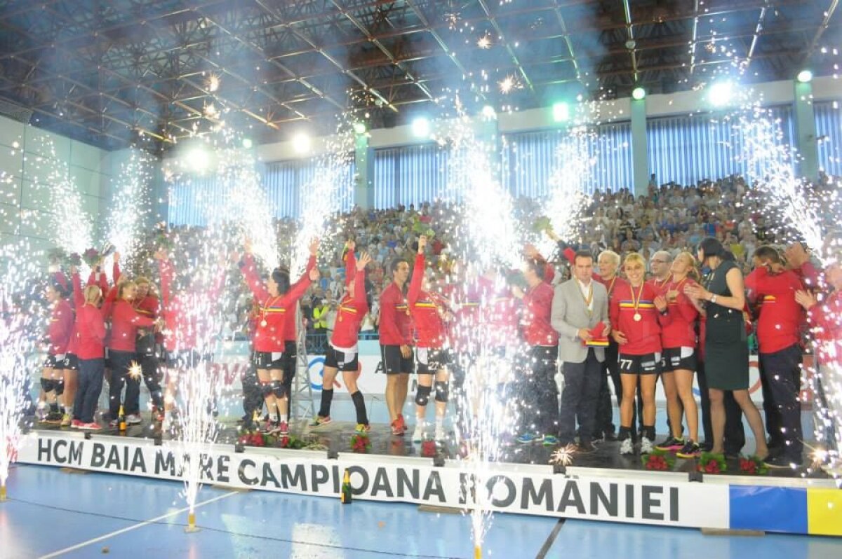De la castane la campioane! » HCM Baia Mare a devenit în premieră campioană la handbal feminin