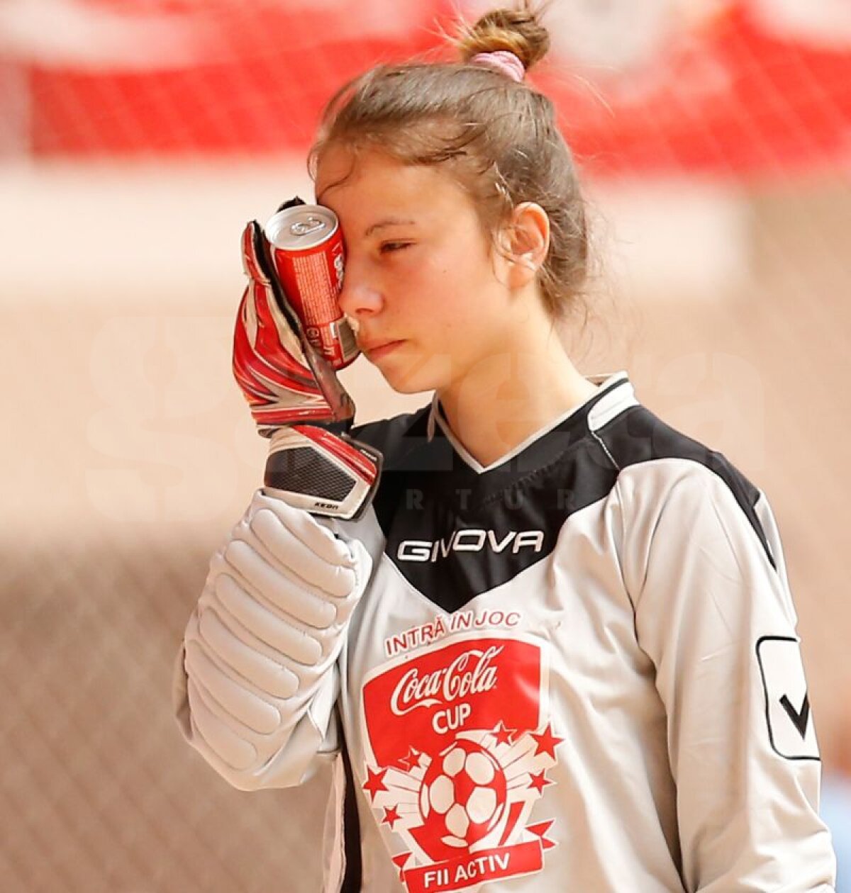 FOTO Pasiune şi sacrificiu » S-a încheiat Cupa Coca-Cola » Ediţie specială GSP în 8 pagini: ce aprig a fost micul nostru campionat mondial!