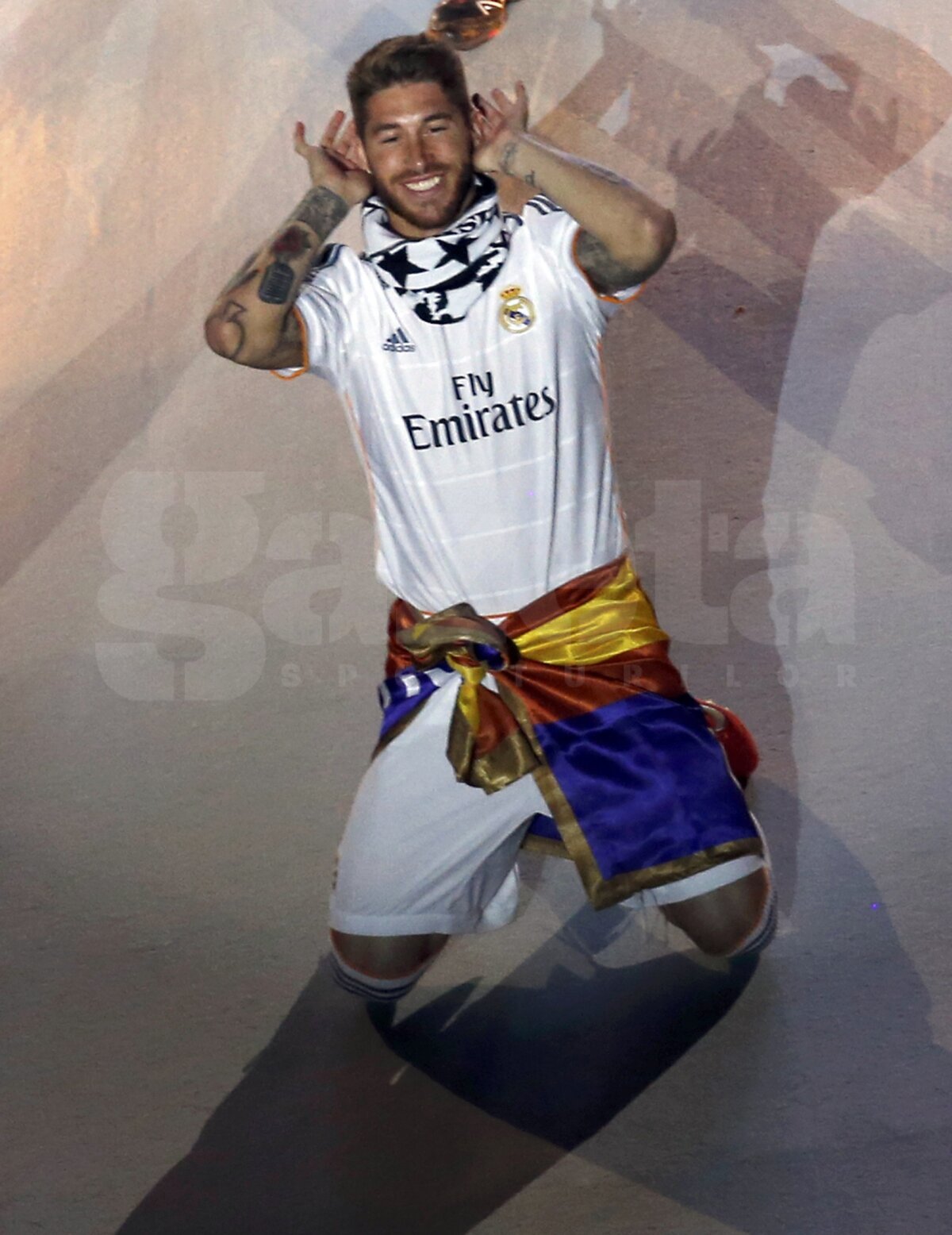 GALERIE FOTO Sărbătoare pe "Santiago Bernabeu" pentru "La Decima" » Cristiano Ronaldo şi Sergio Ramos au făcut show