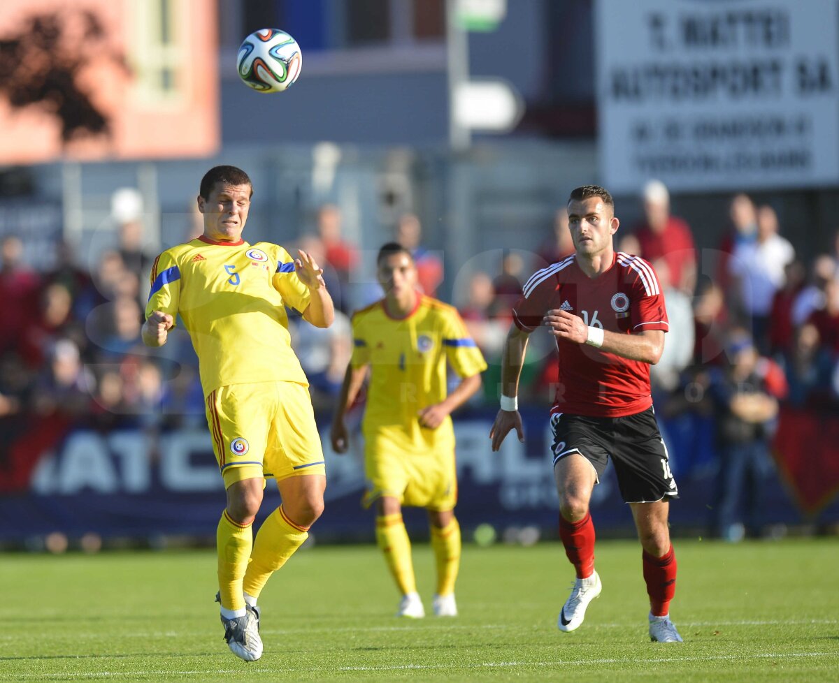 VIDEO şi FOTO România - Albania 1-0 » Răzvan Raţ aduce o victorie chinuită a "tricolorilor"