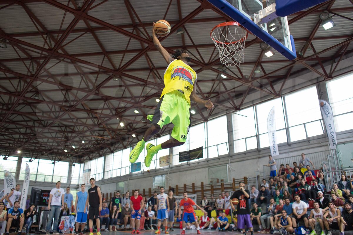 GALERIE FOTO Şi românii pot să sară » Show total la cel de-al doilea turneu Sport Arena Streetball din acest an