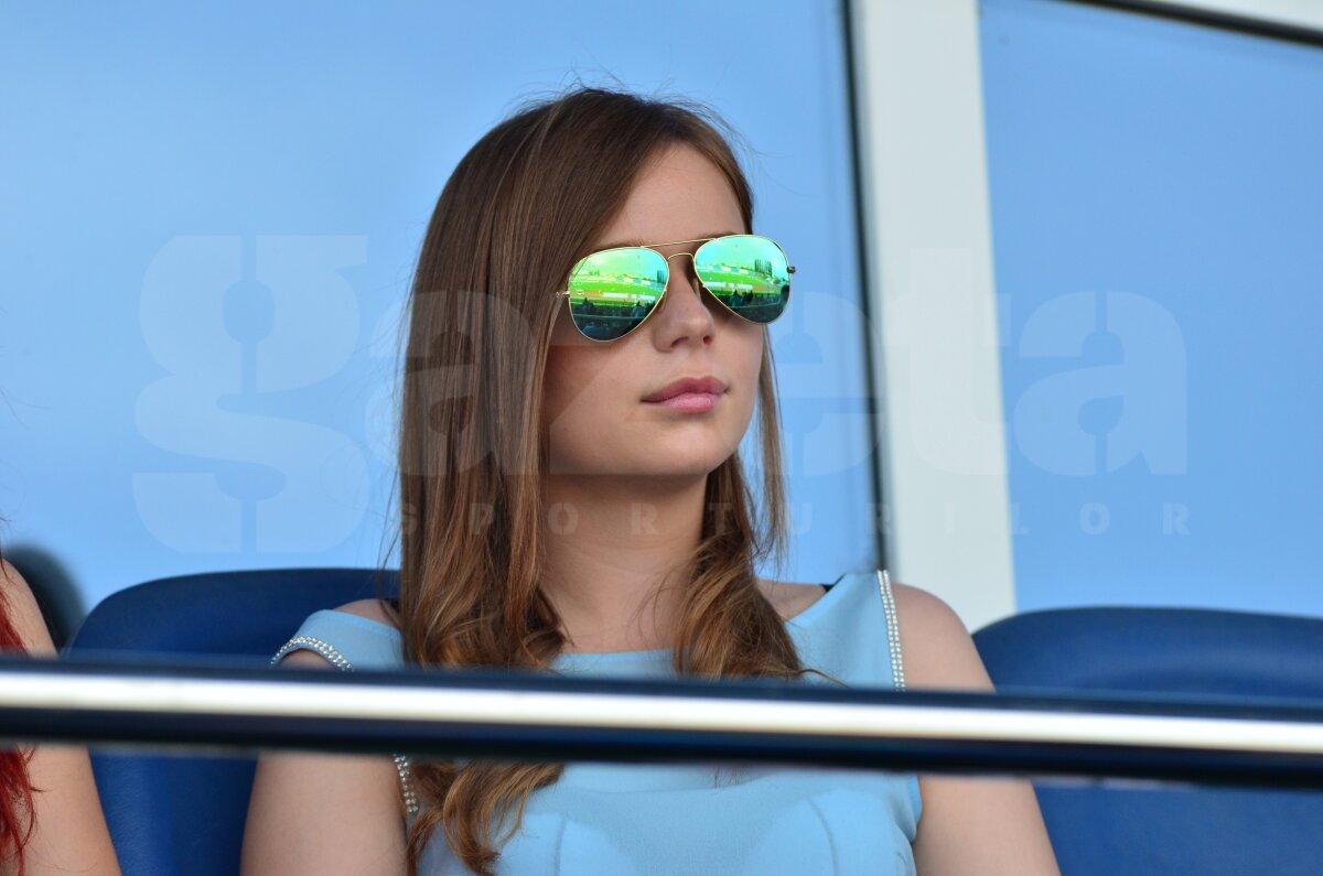 FOTO Nebunie în Bănie! CSU a terminat sezonul pe primul loc şi a sărbătorit cu şampanie şi confetti