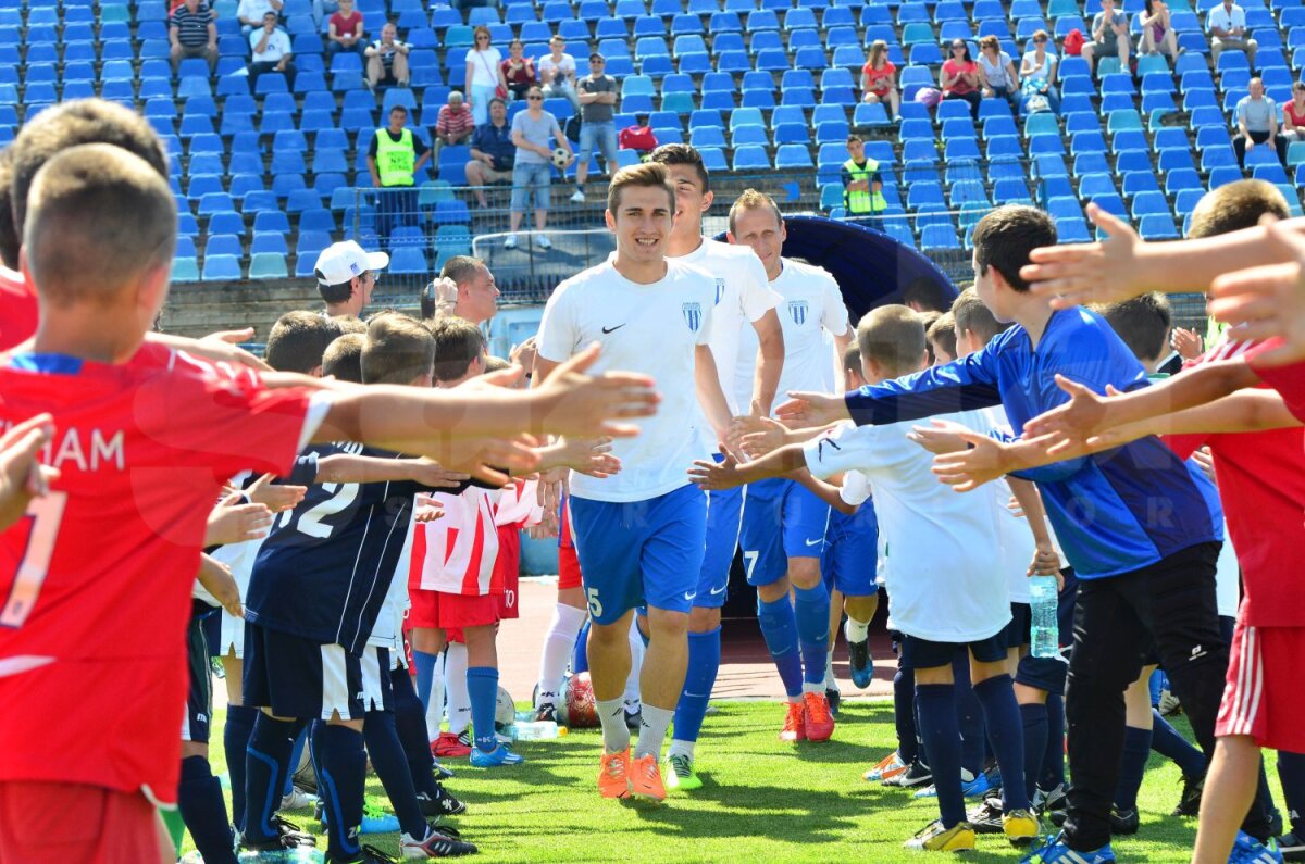 Galerie FOTO Parisul Băniei » CSU i-a învins cu 3-0 pe vîlceni şi a sărbătorit cu fast promovarea în Liga 1