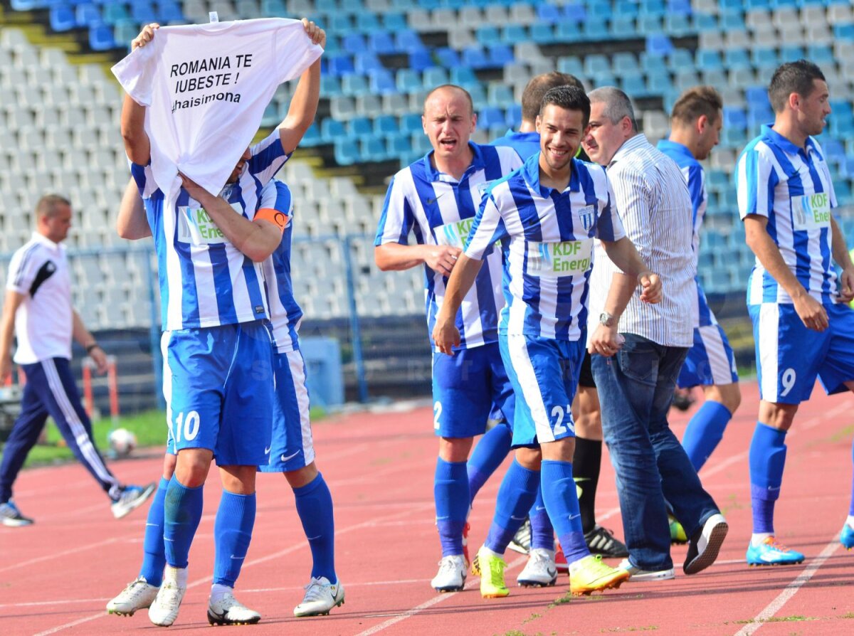 Galerie FOTO Parisul Băniei » CSU i-a învins cu 3-0 pe vîlceni şi a sărbătorit cu fast promovarea în Liga 1