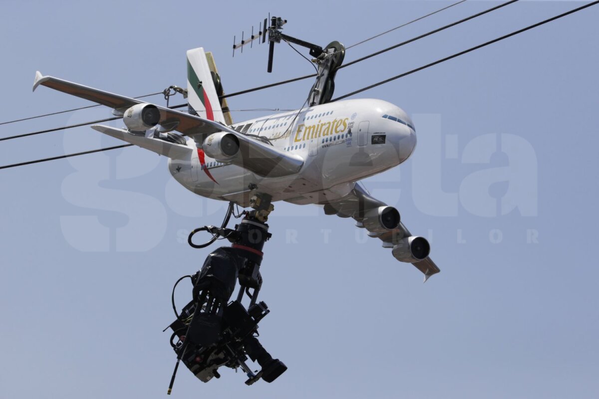 FOTOREPORTAJ Simona Halep, susţinuţă din toate părţile » Imaginile speciale ale unei zile de neuitat