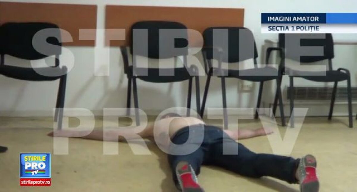 VIDEO şi FOTO Circ şi la secţie! Imagini nedifuzate pînă acum cu Tamaş, după ce a spart uşa unui bloc şi a fost dus la Poliţie