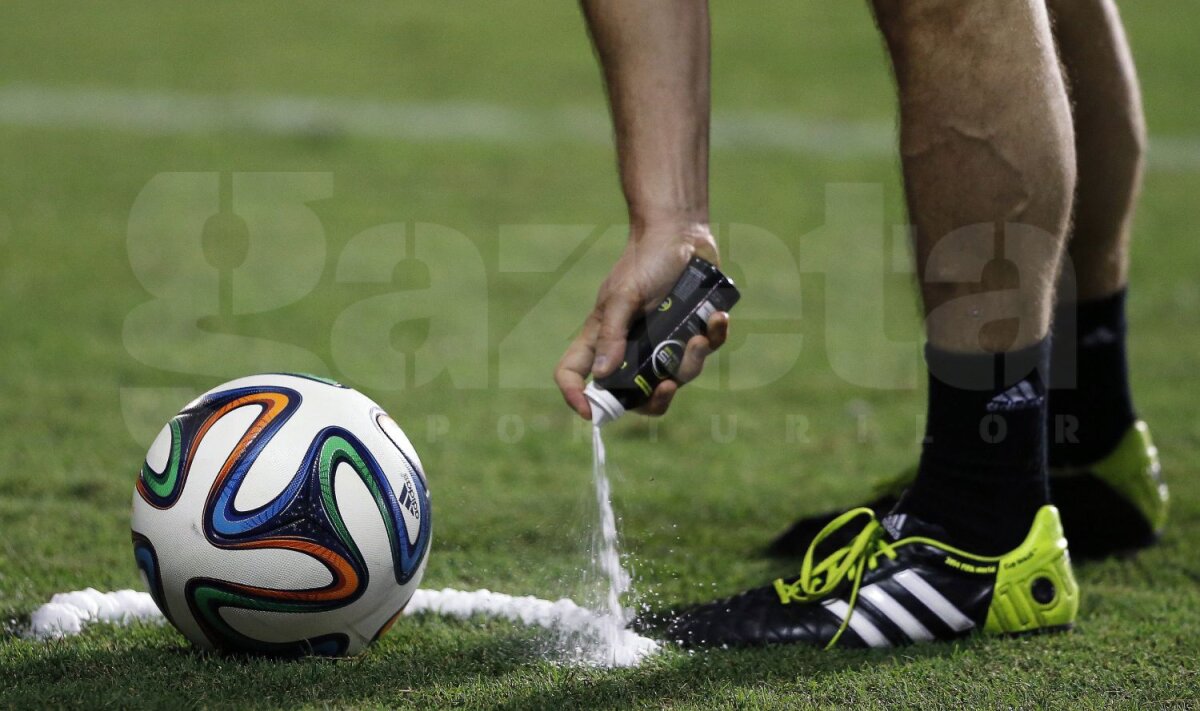 Azi începe Mondialul! Patru reguli noi în Brazilia » Care sînt modificările pe care le vom vedea în joc din acest an