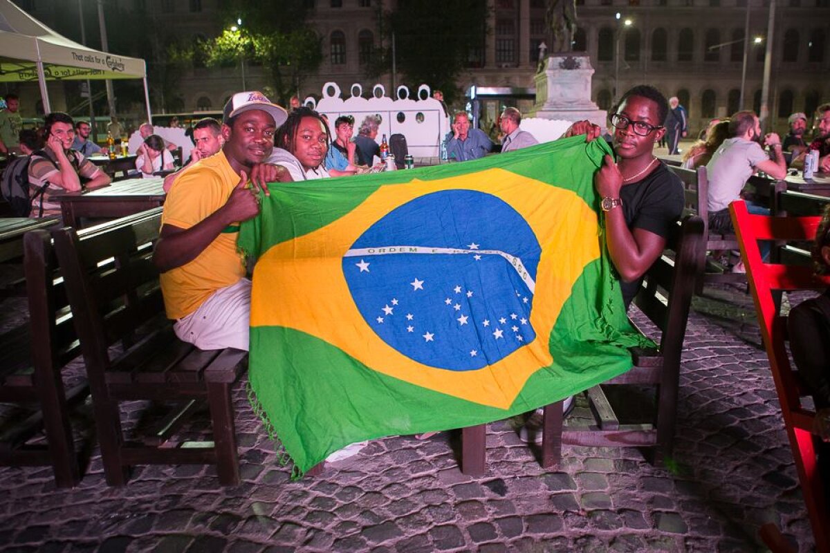 Copacabana de la Universitate! » Bucureştenii pot vedea meciurile de la Mondial pe-un ecran gigant ;)