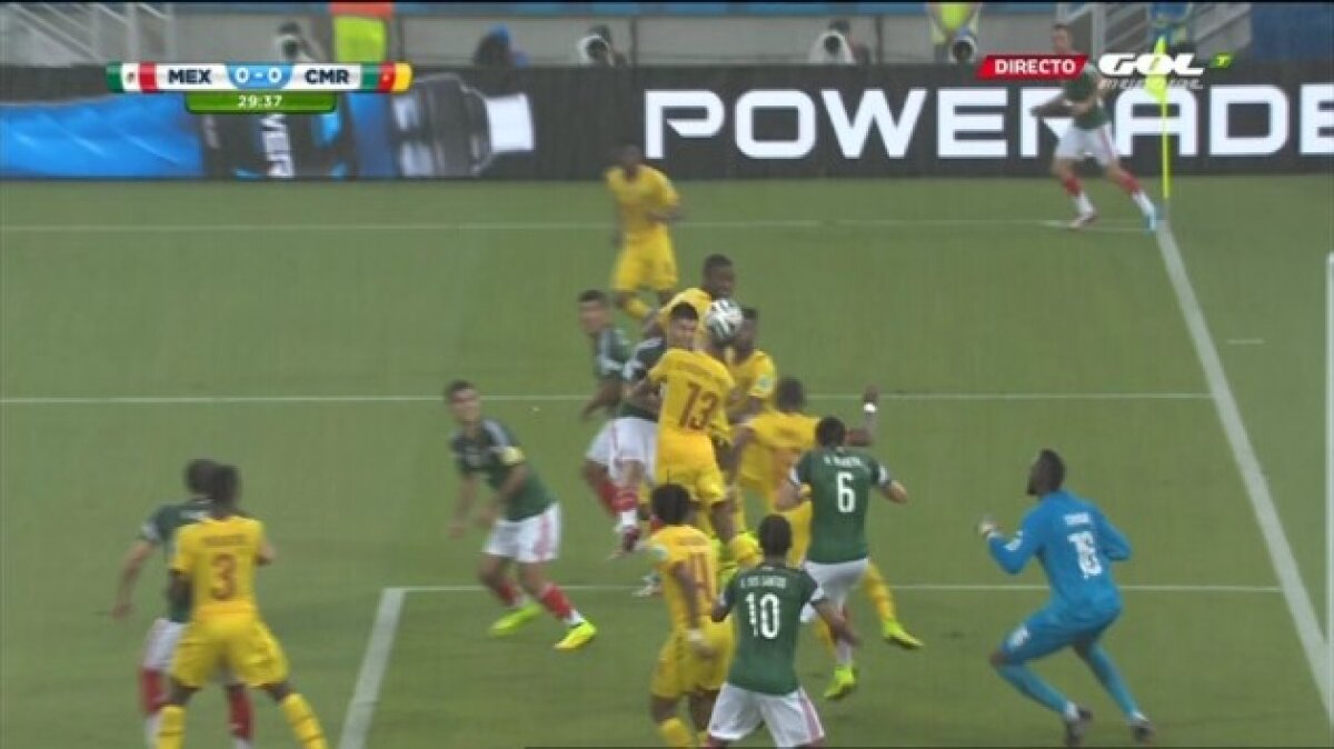 FOTO şi VIDEO Arbitraj dezastruos » Mexic a avut două goluri valabile anulate eronat!