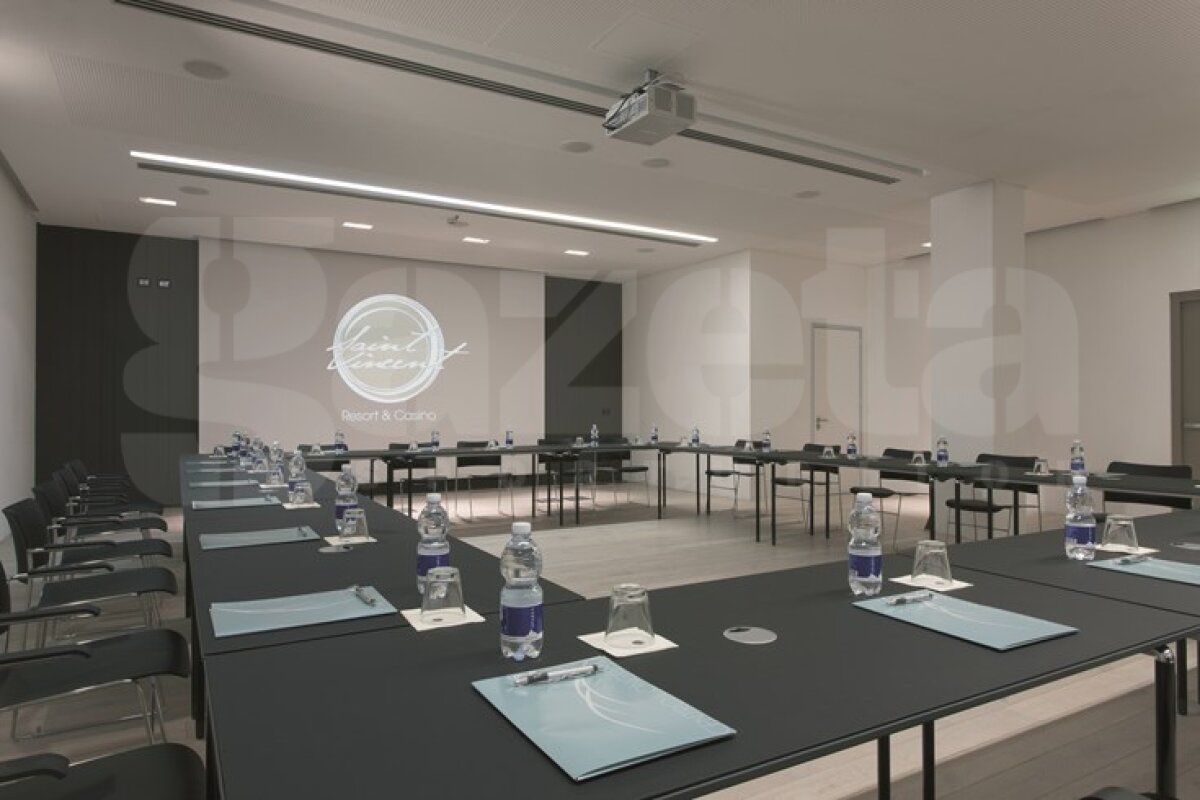 FOTO Lux pentru stelişti în cantonamentul din Alpii Italiei » Cantonament la cazino!