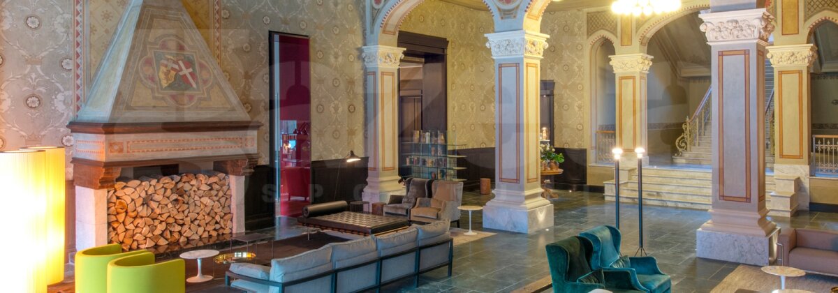 FOTO Lux pentru stelişti în cantonamentul din Alpii Italiei » Cantonament la cazino!