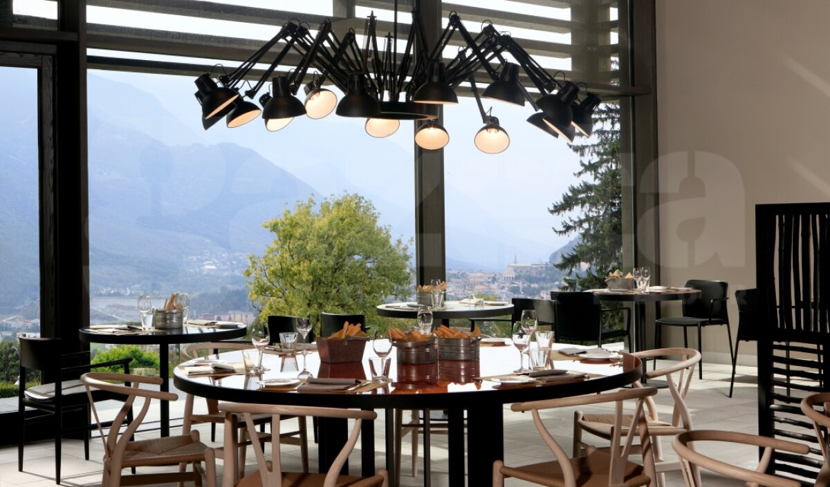 FOTO Lux pentru stelişti în cantonamentul din Alpii Italiei » Cantonament la cazino!