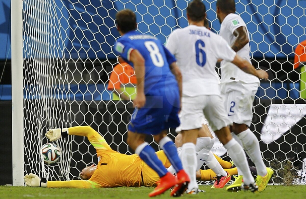 VIDEO+FOTO Recital la Manaus » Italia a învins Anglia, 2-1, după un meci spectaculos