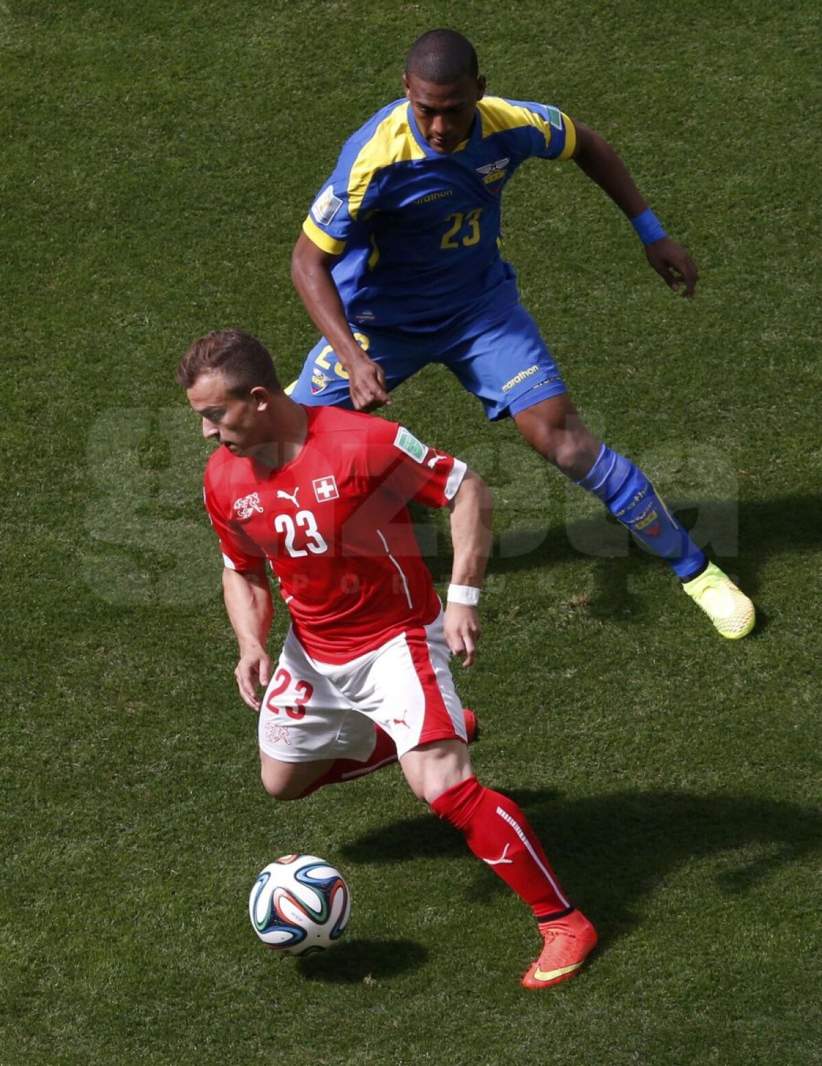 VIDEO + FOTO Elveţia învinge Ecuadorul la ultima fază a meciului!