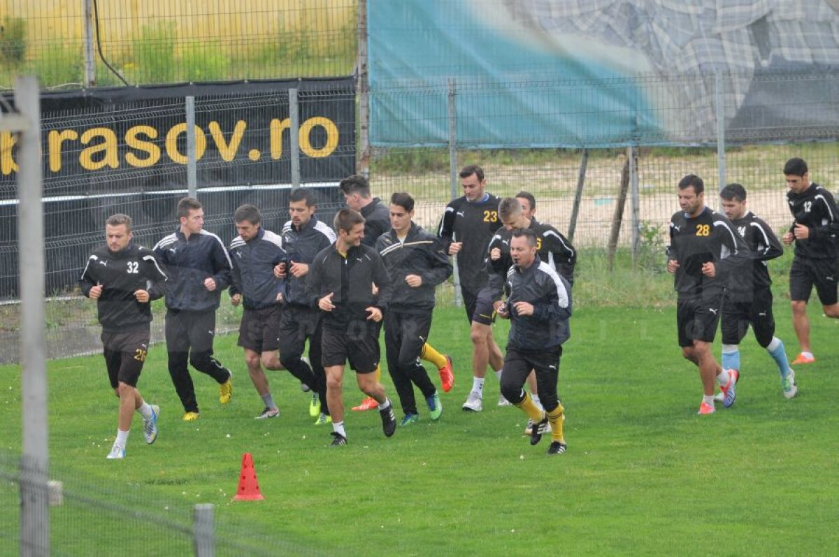 GALERIE FOTO FC Braşov s-a reunit azi » Schimbări importante în lotul lui Cornel Ţălnar