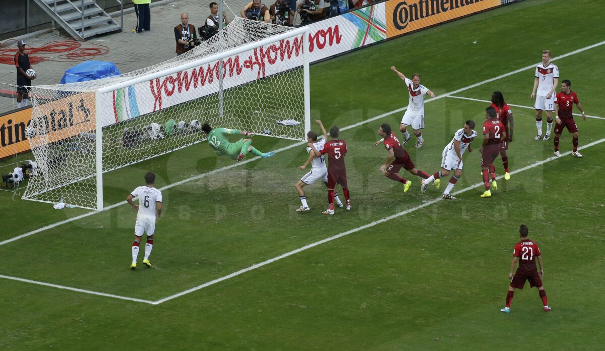 VIDEO+FOTO Pentru Schumi » Germania a făcut instrucţie cu Portugalia lui Cristiano Ronaldo, 4-0!