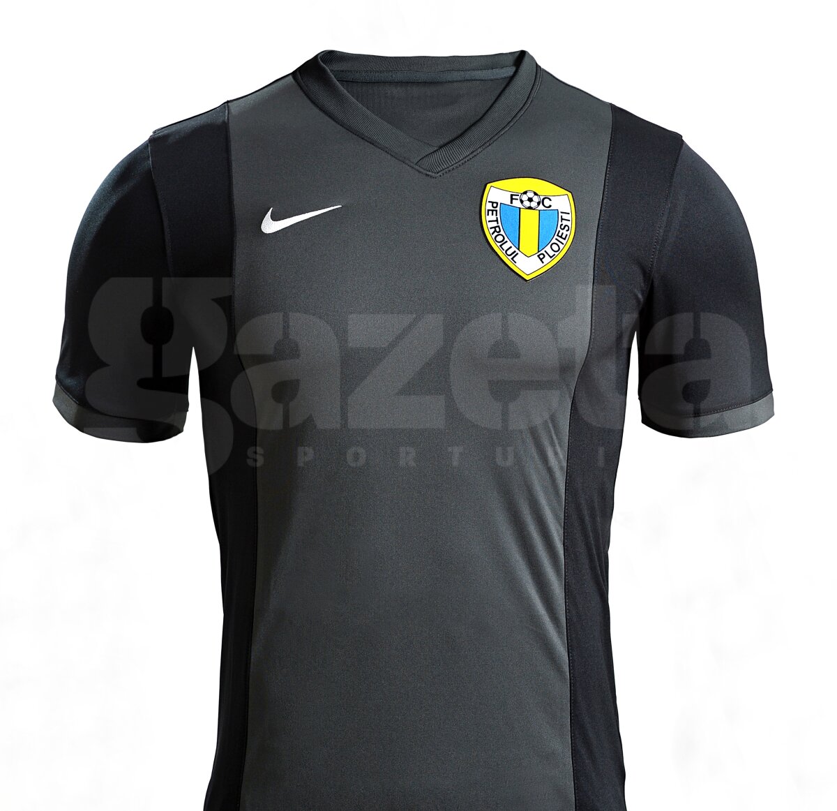 GALERIE FOTO » Petrolul şi-a lansat noul echipament cu care va juca în sezonul viitor