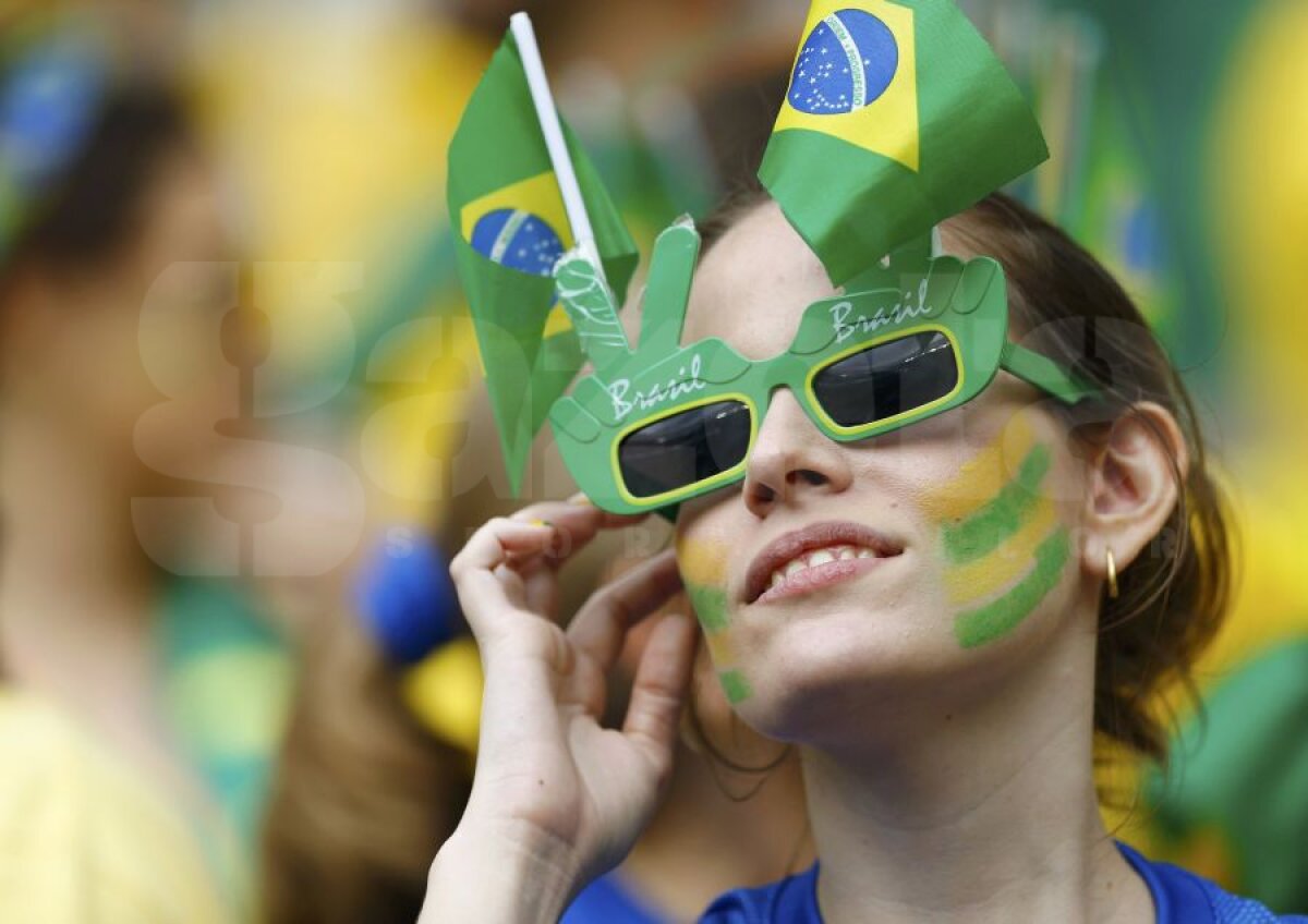 GALERIE FOTO Show în tribune » Brazilienii şi mexicanii, candidaţi la cei mai tari suporteri de la Mondial