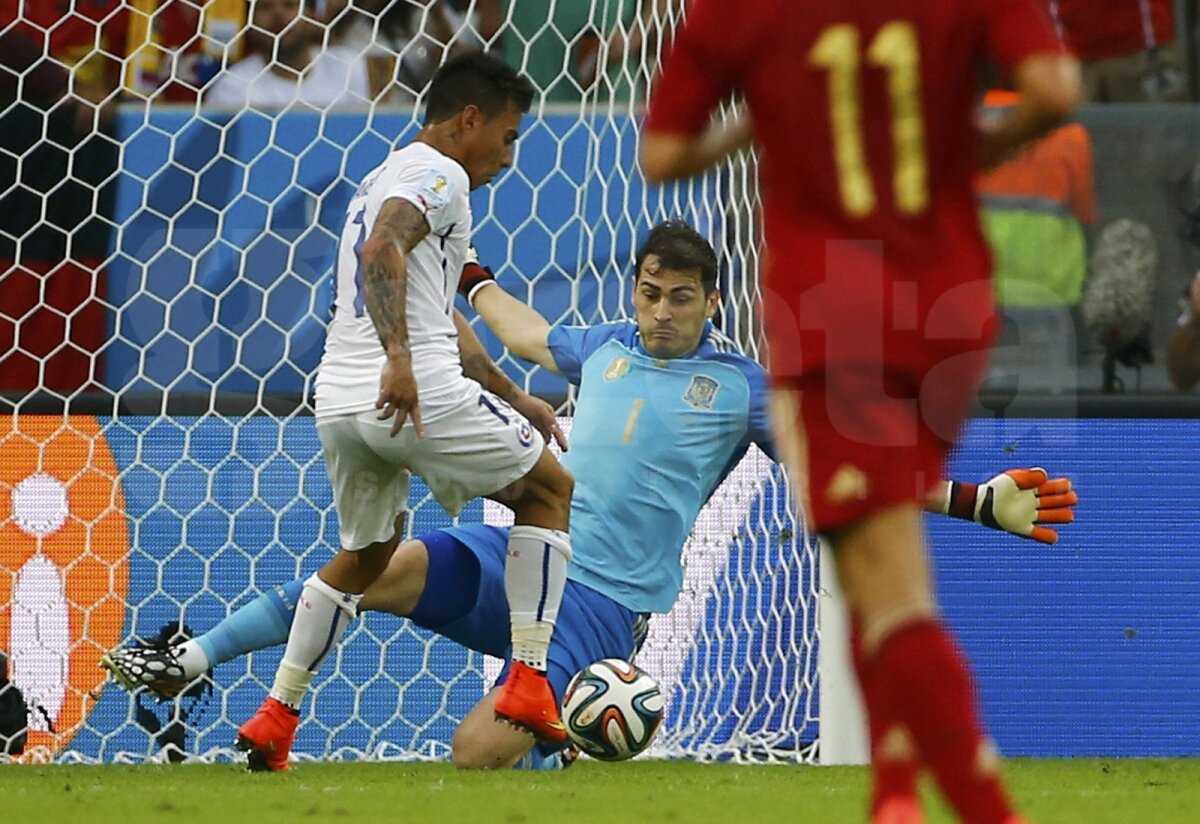 VIDEO şi FOTO Spania - Chile 0-2 » Campioana Mondială en-titre pleacă acasă, atingînd o premieră istorică