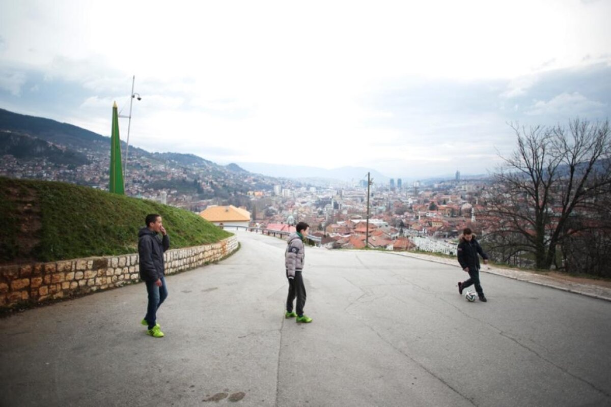 FOTO&VIDEO S-a lansat un documentar despre Mondial care surprinde puterea fotbalului fără a ţine cont de bariere