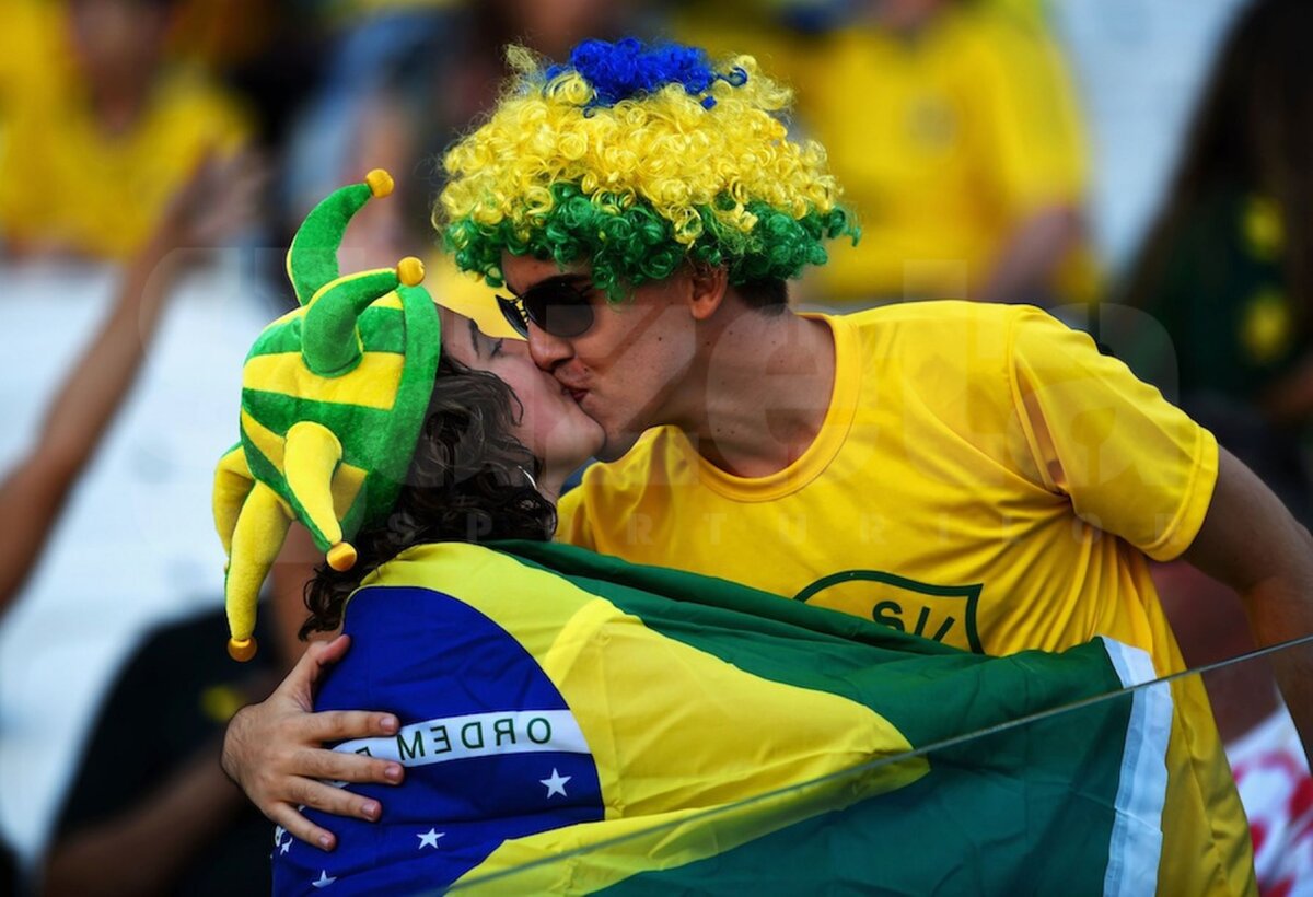 GALERIE FOTO Amor do Brazil » Cele mai romantice poze de la Cupa Mondială