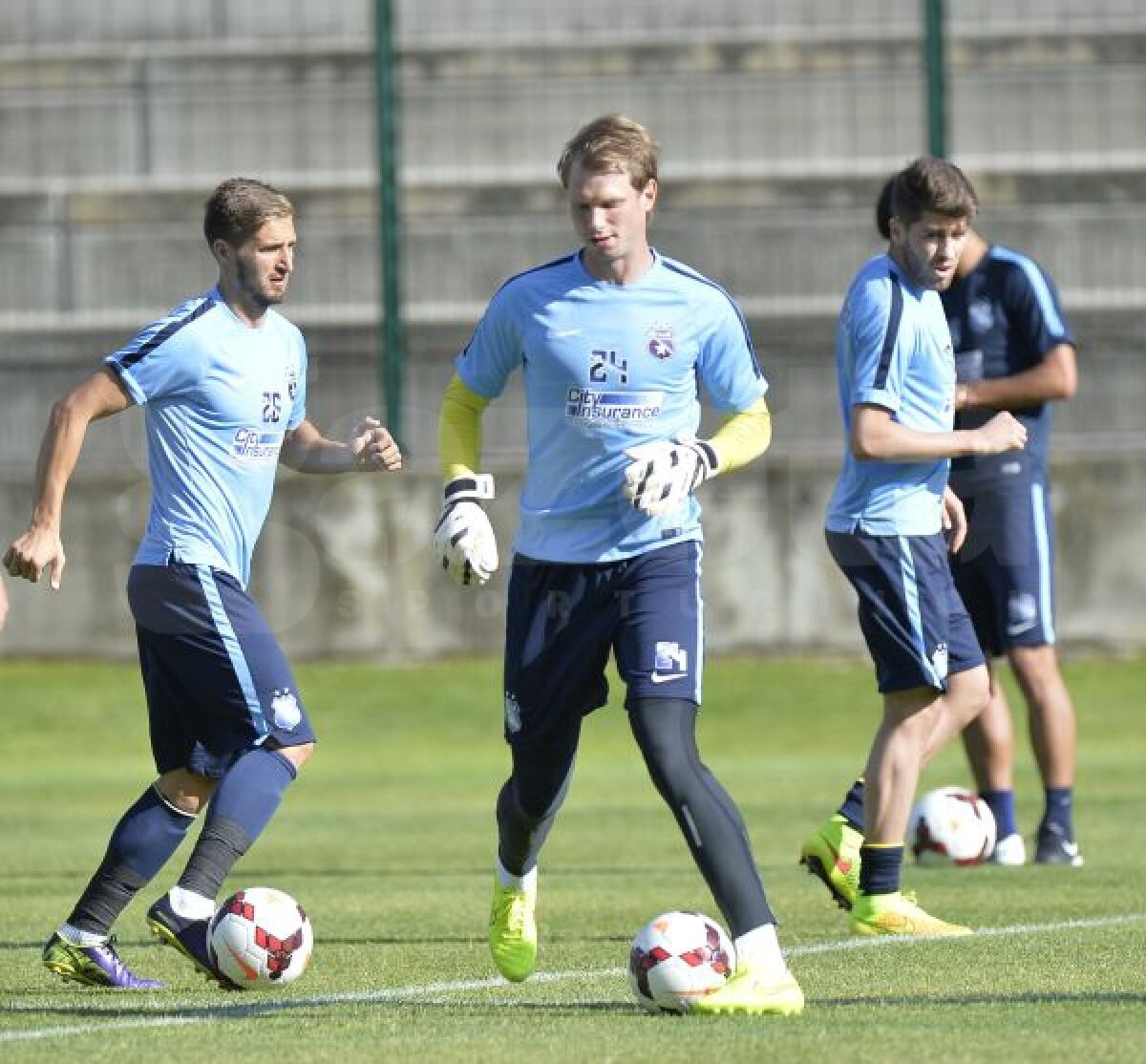 GALERIE FOTO Costel Gâlcă s-a ţinut de promisiune! Antrenament tare pentru stelişti!