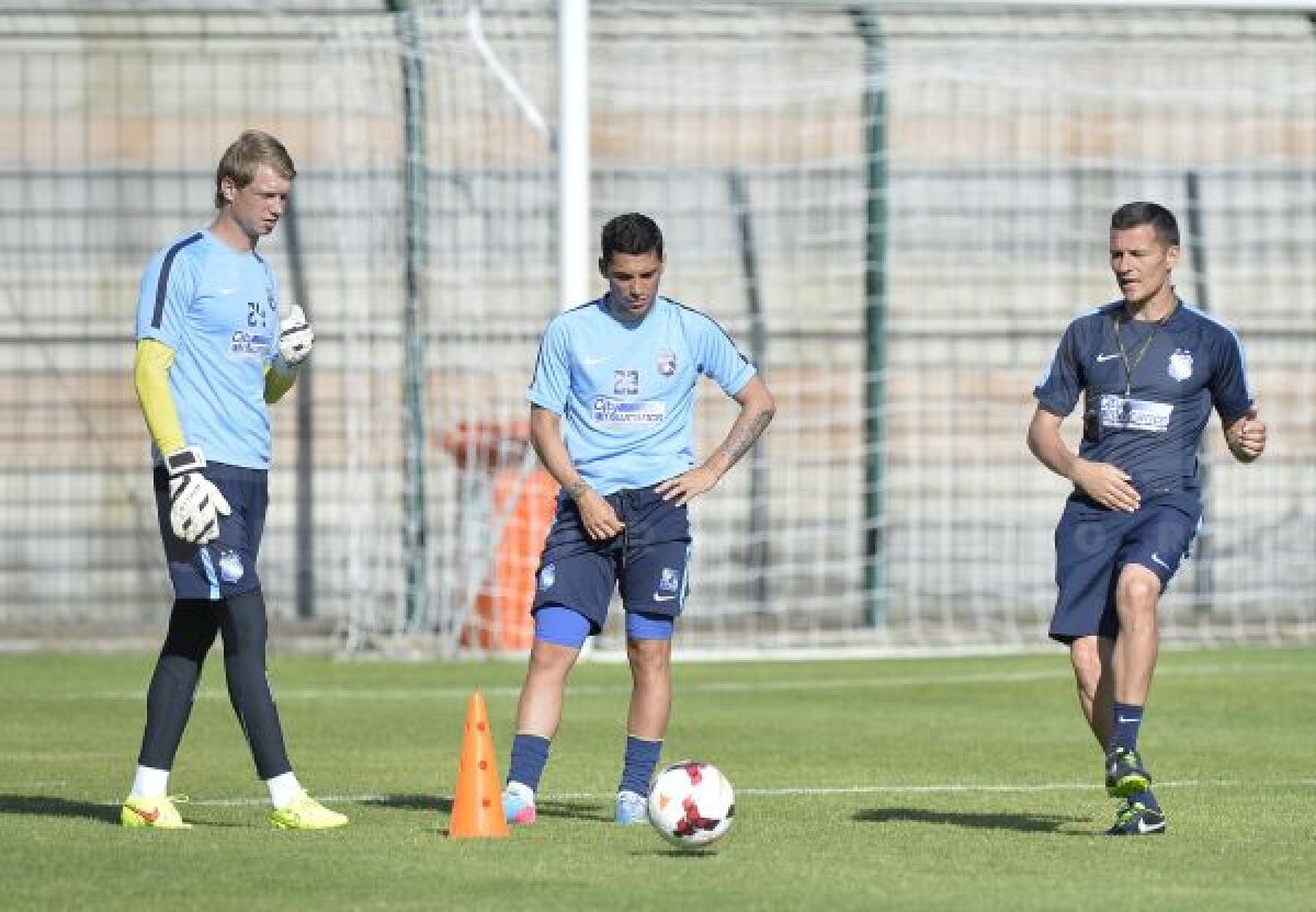 GALERIE FOTO Costel Gâlcă s-a ţinut de promisiune! Antrenament tare pentru stelişti!