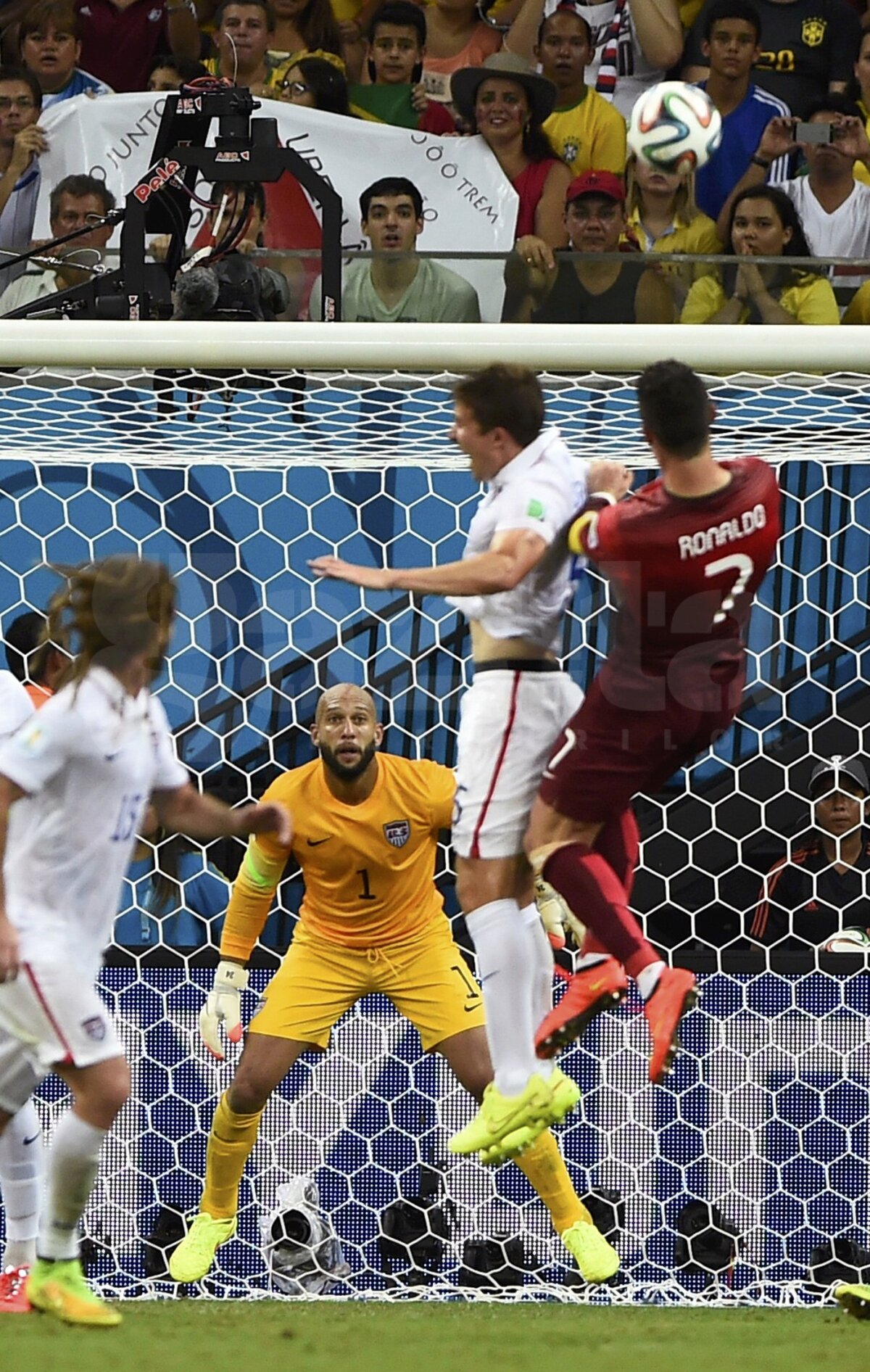 VIDEO şi FOTO » SUA - Portugalia 2-2. Varela ţine Portugalia în viaţă cu un gol în prelungiri!