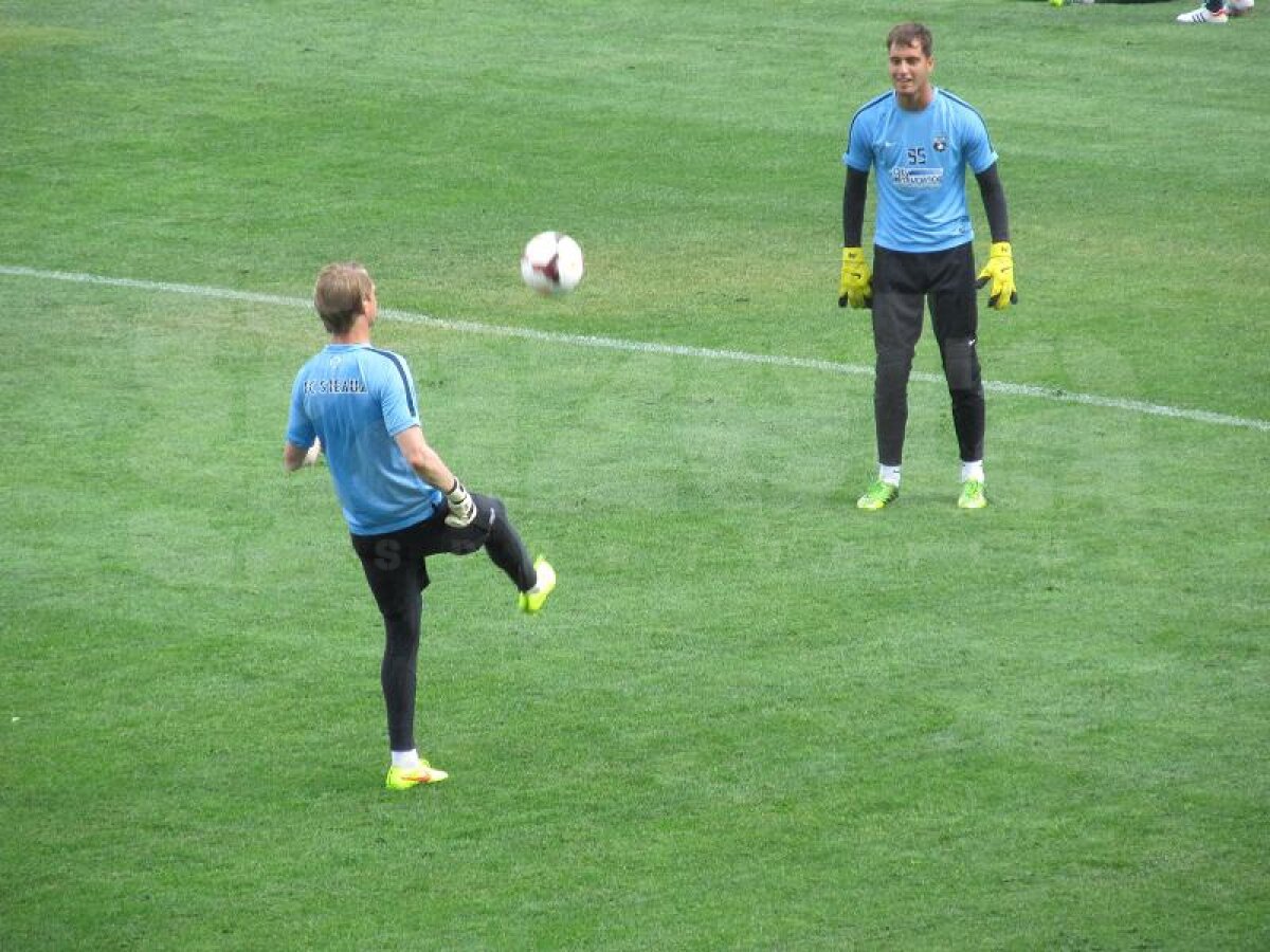 FOTO Steaua - FC Chiasso 1-2 » Constantin Gâlcă pierde primul meci pe banca roş-albaştrilor
