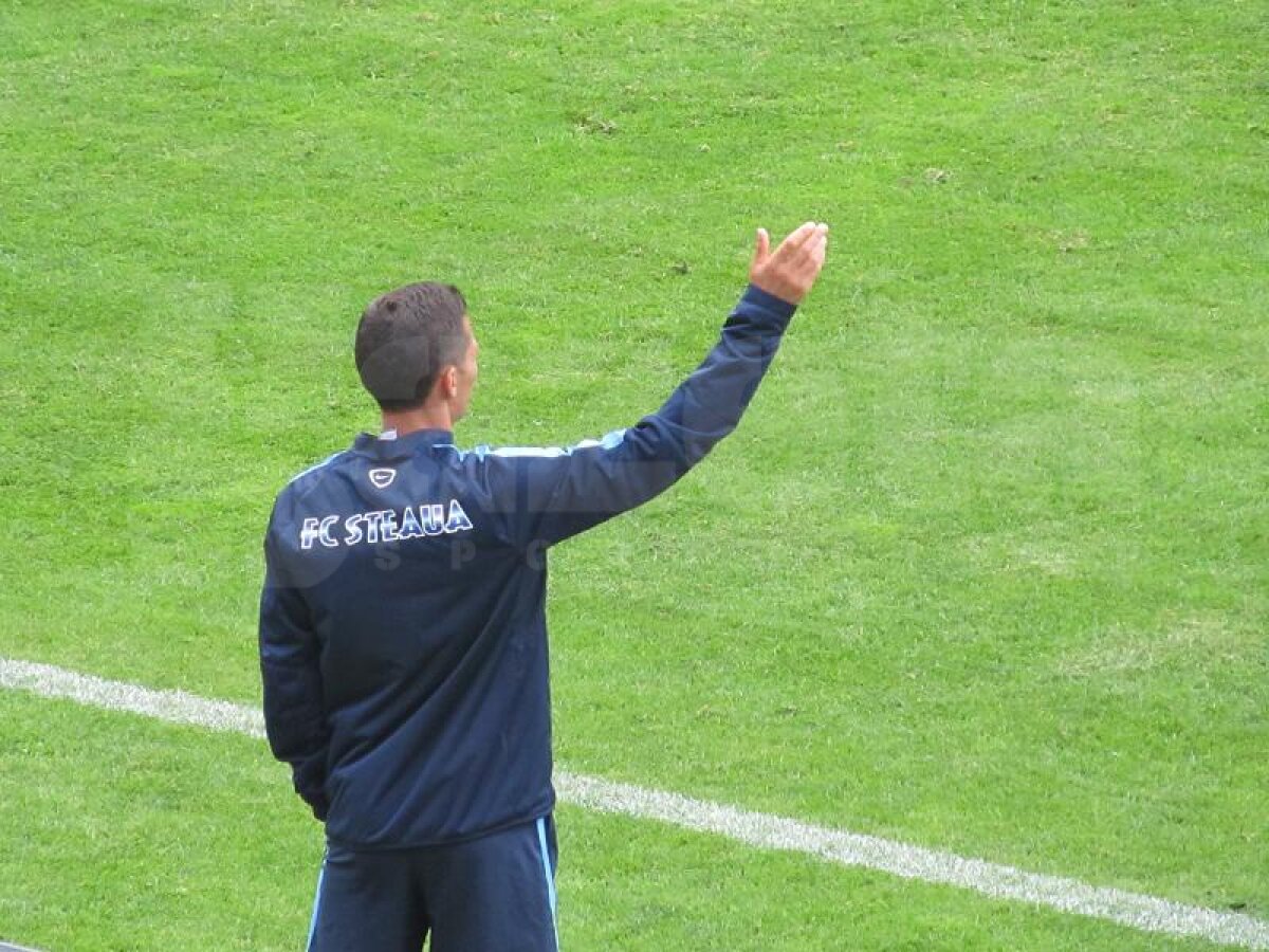 FOTO Steaua - FC Chiasso 1-2 » Constantin Gâlcă pierde primul meci pe banca roş-albaştrilor
