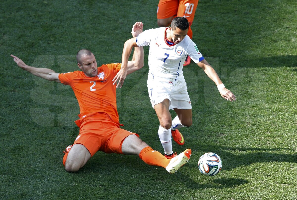 VIDEO şi FOTO Olanda a învins-o pe Chile, 2-0 şi termină grupa pe primul loc » Fer şi Depay au marcat golurile