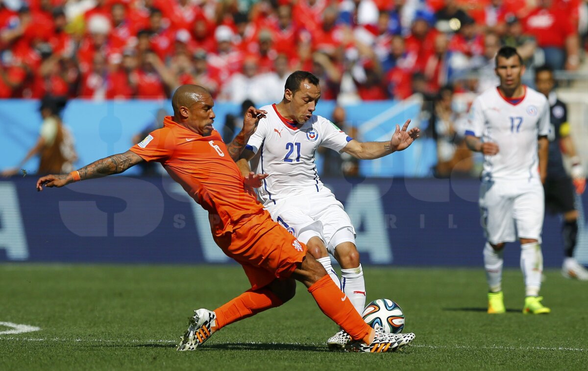 VIDEO şi FOTO Olanda a învins-o pe Chile, 2-0 şi termină grupa pe primul loc » Fer şi Depay au marcat golurile